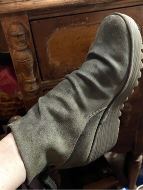 Fly London Yama Booties Green Suede Wedges Women's UK 38 US 7.5-8 Back Laceup